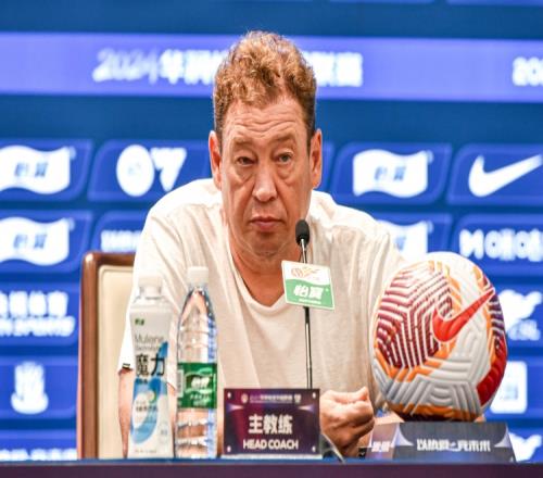 曼联两球负,于水晶宫,三连胜戛然,皇冠体育app下载,皇冠体育官网,澳门皇冠体育,bet皇冠体育在线