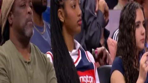 “仅197分之遥！非凡成就横空出世，空前绝后，却尽显暮年风采。”